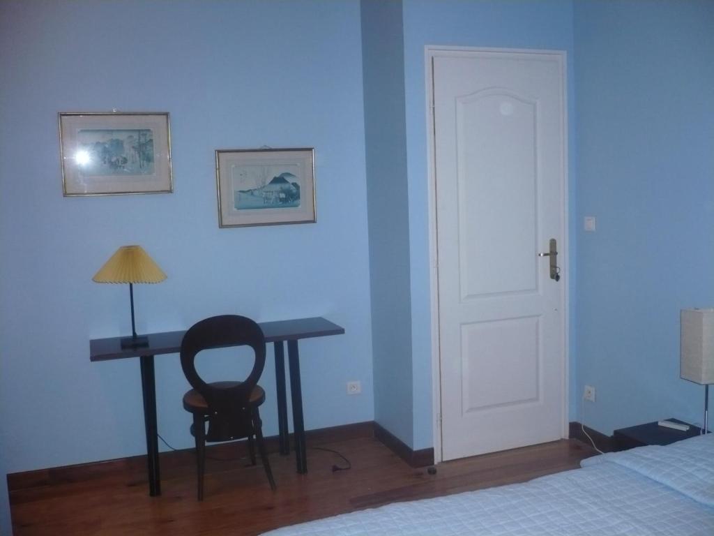 Les Convertigues Montjoire Habitación foto